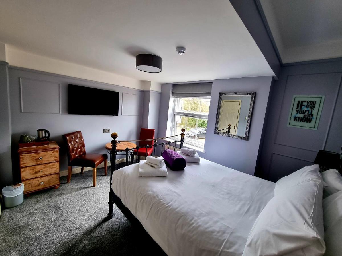 The Plough Inn Marsham Chambre photo