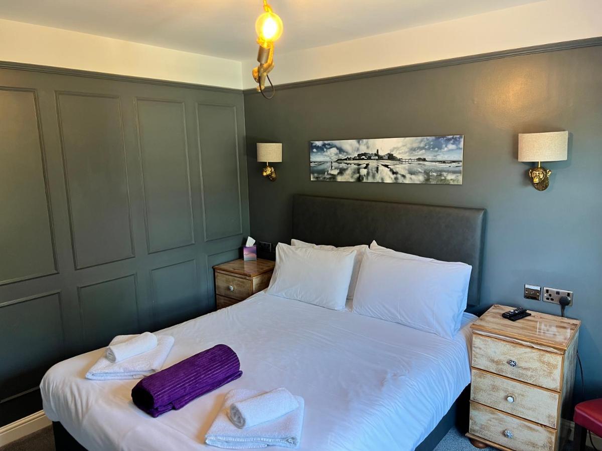 The Plough Inn Marsham Extérieur photo