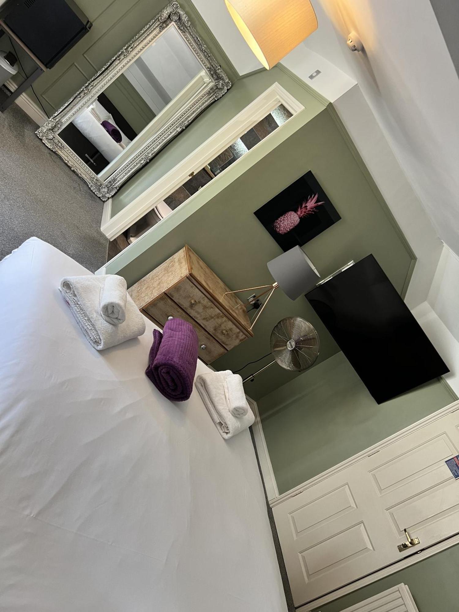 The Plough Inn Marsham Extérieur photo